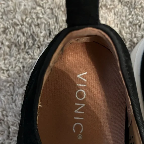 Vionic Black Slip-On Sneakers Kimmie Perf - women’s ladies wide 8.5 - Picture 10 of 12
